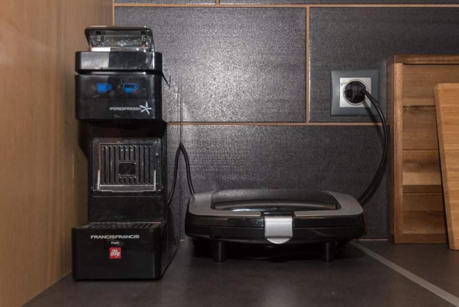 Το Σπίτι Δίπλα Από Το Ποτάμι Apartment Trikala  Bagian luar foto