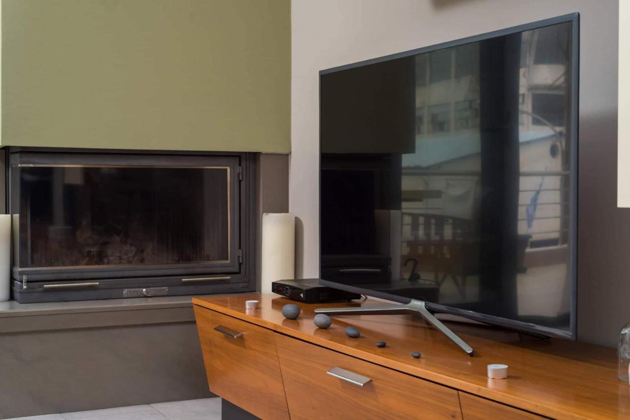 Το Σπίτι Δίπλα Από Το Ποτάμι Apartment Trikala  Bagian luar foto